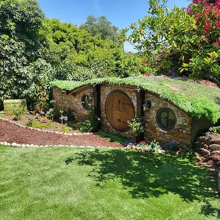 Hobbit Haven Hotel